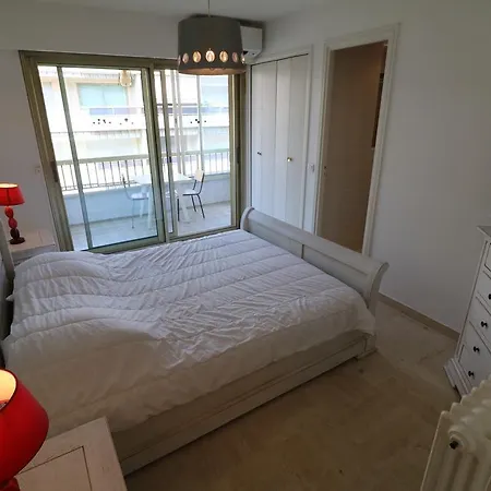 2 Bedroom & Palais Royal 2 Mins From Croisette And Carlton Apartamento Cannes